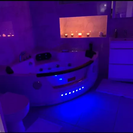 Comfortable House * Arconsat